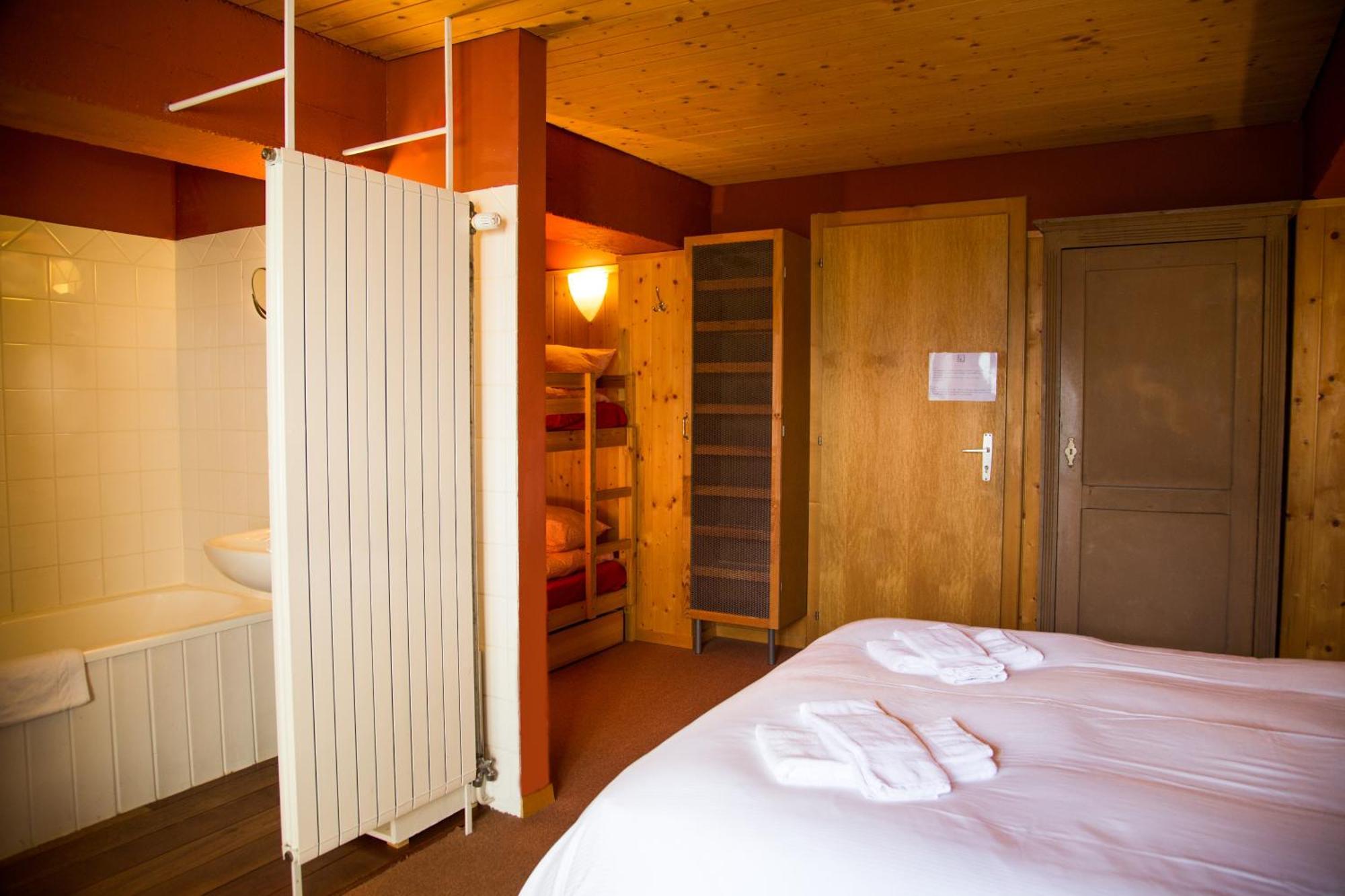 Plein Ciel - Hotel D'Altitude A 1800M シャンペリー 部屋 写真